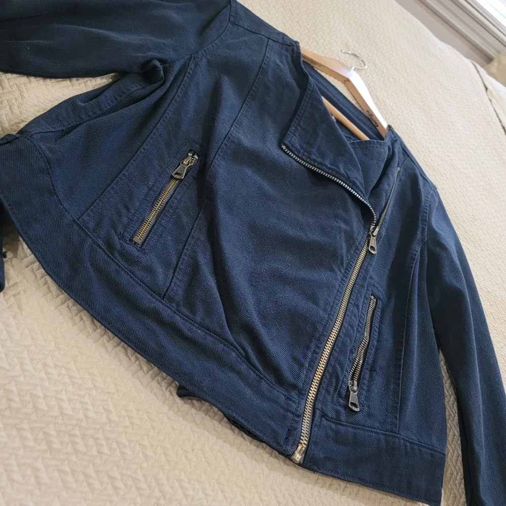 JCP Blue Denim Jacket Women's Size Large Zipper Front